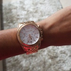 Michael Kors rose gold watch
